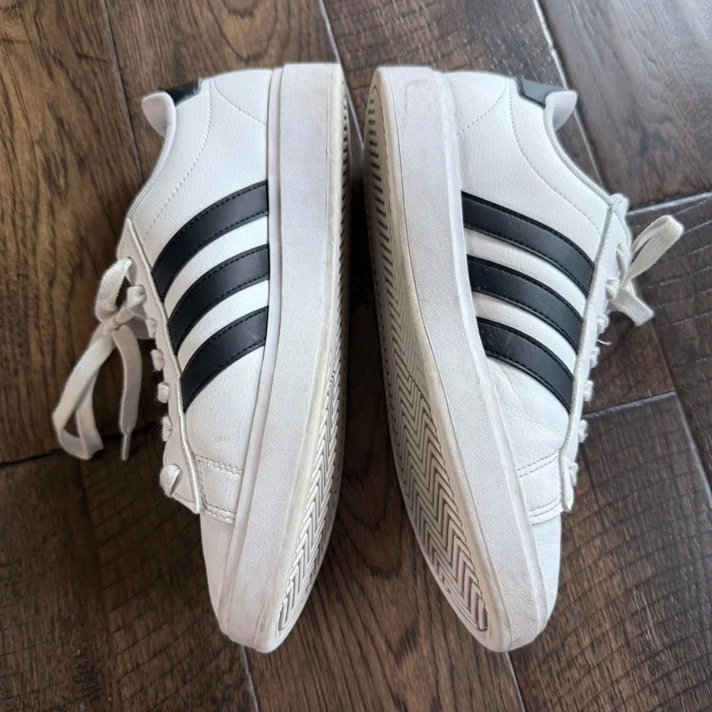 Adidas Grand Court Cloudfoam Comfort White Black Sneakers GW9214 Womens 8 - Picture 3 of 9